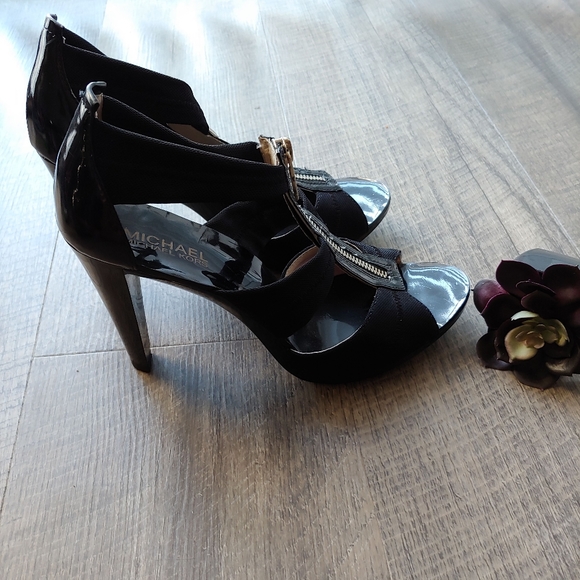 Micheal Kors Black Zip Up Heels Stretch Strappy - Picture 4 of 5